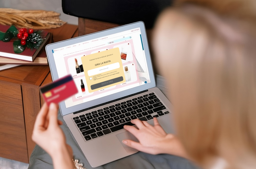 persona che fa un acquisto online con un gioco per e-commerce